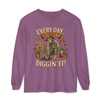 Everyday I'm Diggin' It!  - Autumn Fun Collection  Long sleeve T-shirt